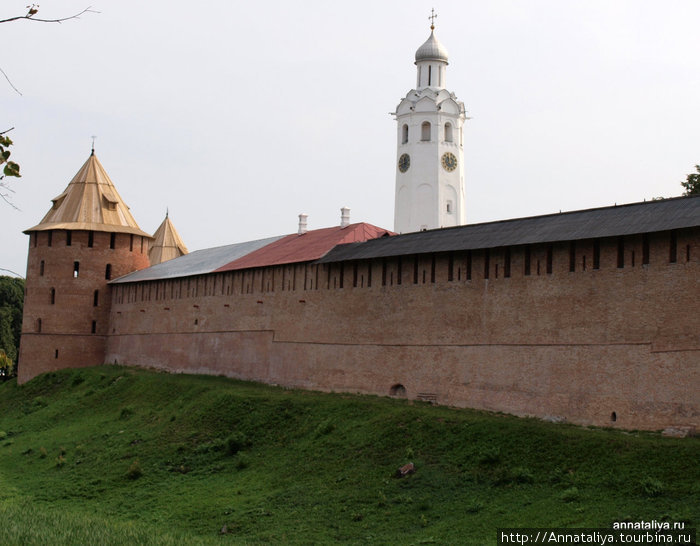 Кремлевская стена Великий Новгород, Россия
