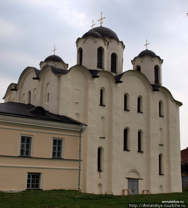 Никольский собор 1113-1136 годов. Великий Новгород, Россия