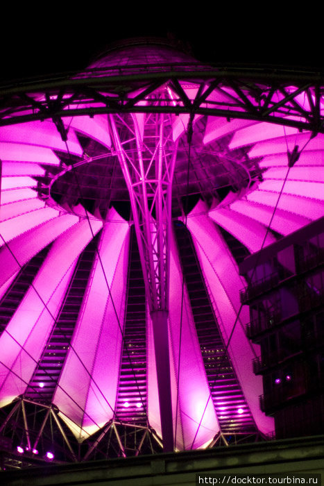 Sony Center Берлин, Германия