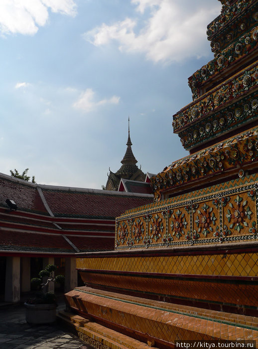 В храме Ват По Бангкок, Таиланд