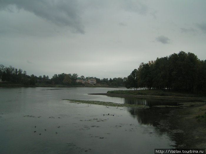 Парк и озеро при нём Стрельна, Россия