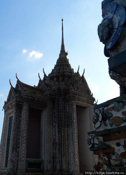 В храме Ват Арун Бангкок, Таиланд