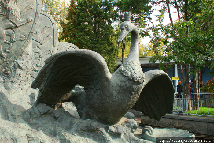 Московский зоопарк, часть третья - скульптурная Москва, Россия