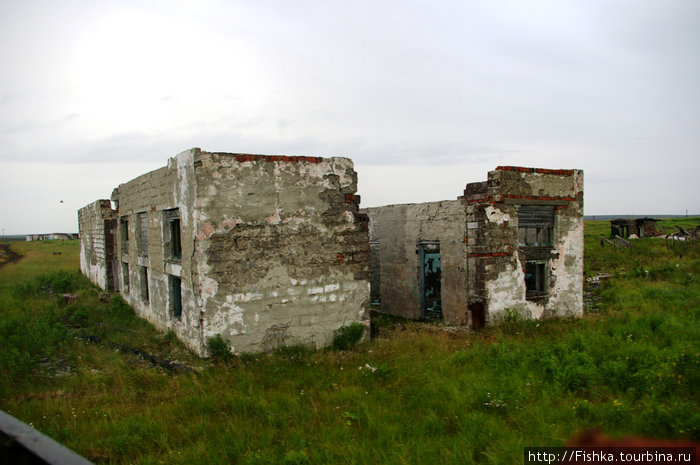Полуразрушенные сталкеровские посёлки Воркута, Россия