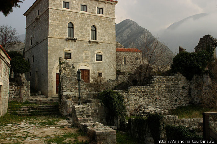 Город-крепость Старый Бар (Stari Bar) Область Бар, Черногория