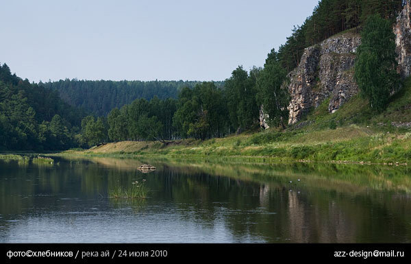 скала с межевской писаницей / река ай Сатка, Россия