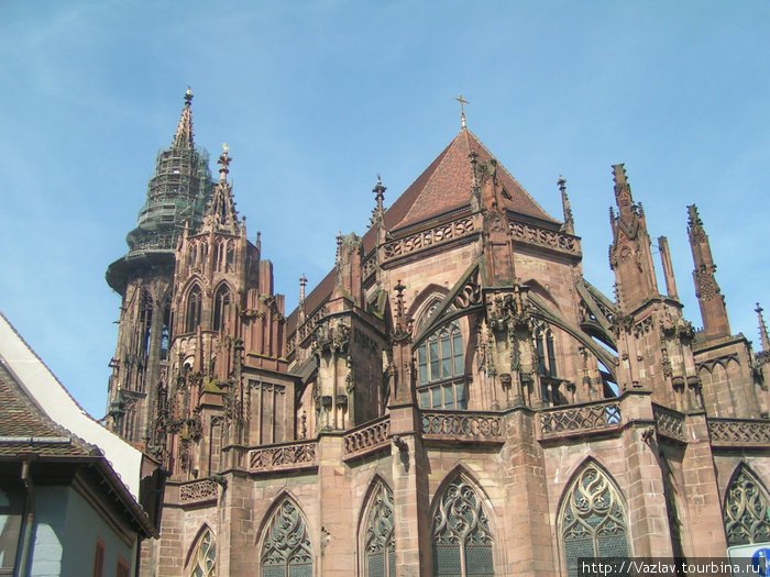 Фрагмент собора Фрайбург-им-Брайсгау, Германия