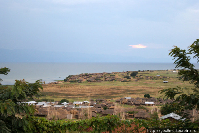 рассвет над озером Альберта Провинция Найроби, Кения