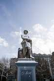 Памятник Рембрандту на Rembrandtplein