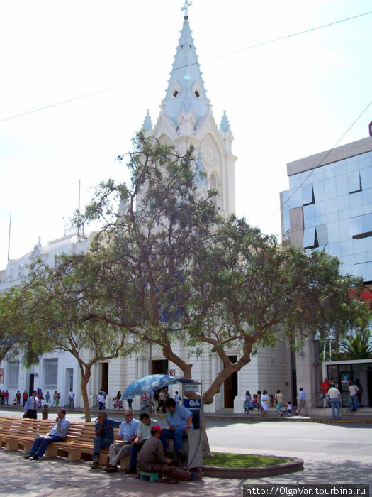 Сквер на площади Плаза де Колон Антофагаста, Чили