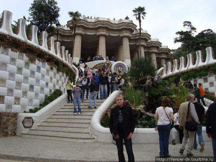 Центральный вход и парадная лестница Барселона, Испания