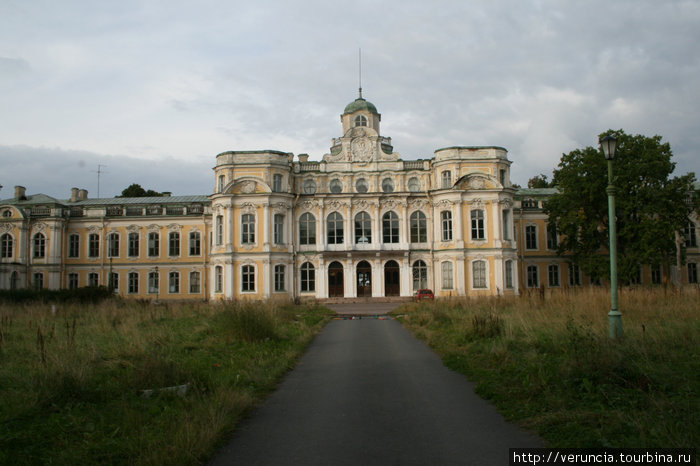 Усадьба Знаменка. Санкт-Петербург и Ленинградская область, Россия