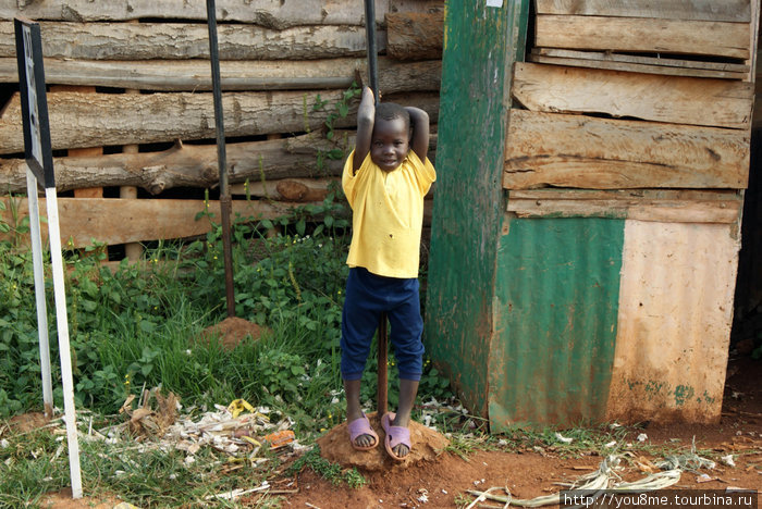 мальчик Найроби, Кения