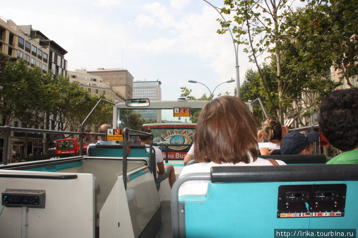 По Барселоне на туристическом автобусе Барселона, Испания