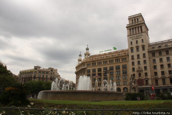 Самая известная площадь города Барселона, Испания