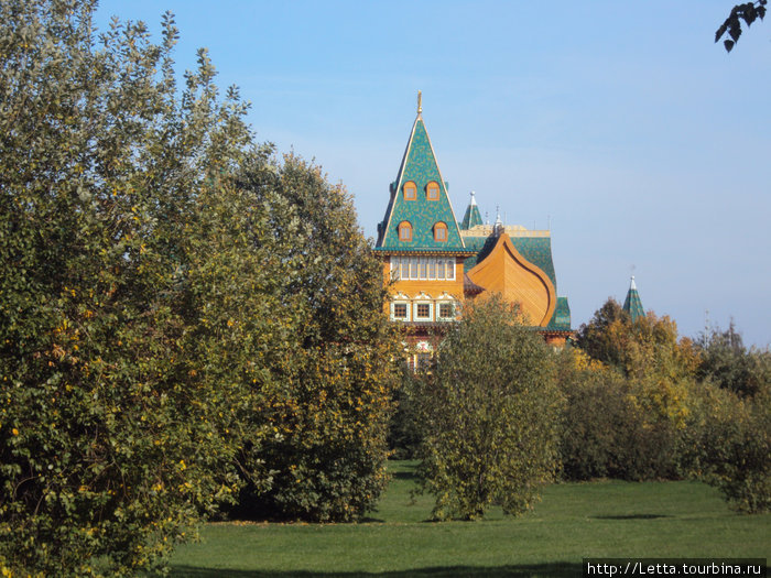 Воссозданный дворец Москва, Россия