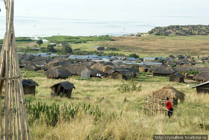 Киохоро — деревня на берегу озера Озеро Альберт, Уганда