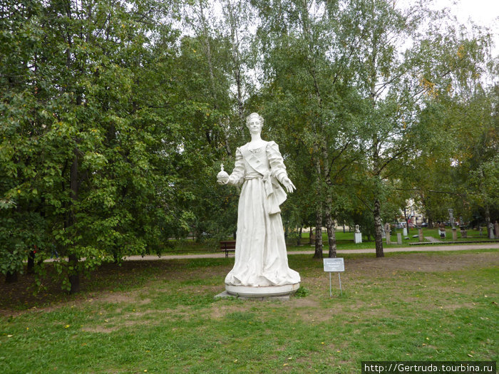 Памятник Екатериве Великой. Москва, Россия