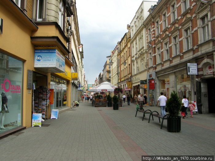 Одна из центральных улиц в Катовице Катовице, Польша