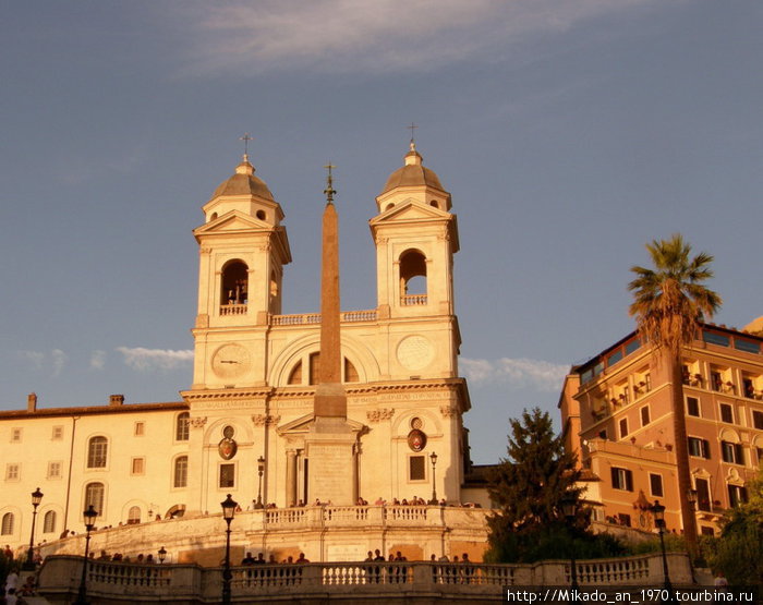 Церковь на пьяца Испании Рим, Италия