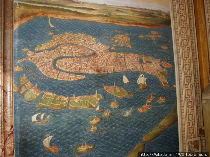 Карта какого то острова в музее Ватикана Рим, Италия