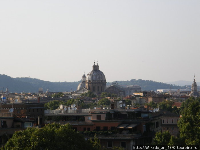Панорама Рима с одного из холмов Рим, Италия