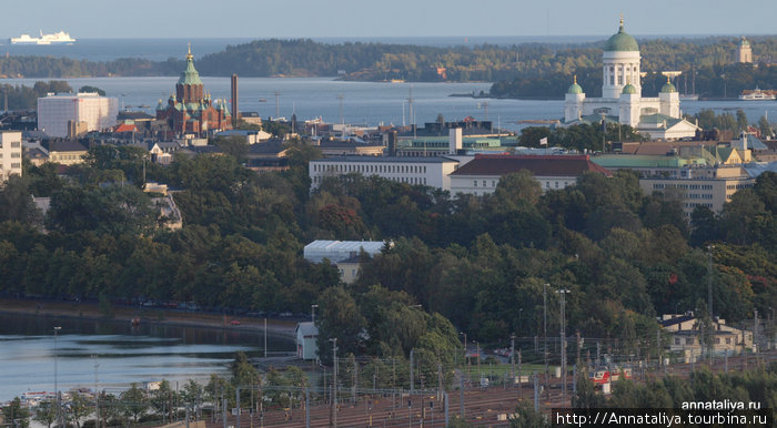 Успенский и Лютеранский кафедральные соборы Хельсинки, Финляндия