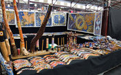 Сувениры из деревень аборигенов на рынке Виктория