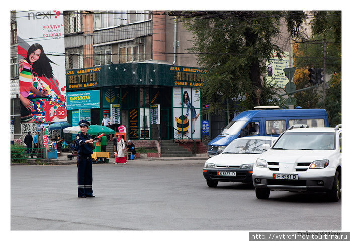 Регулировщица Бишкек, Киргизия