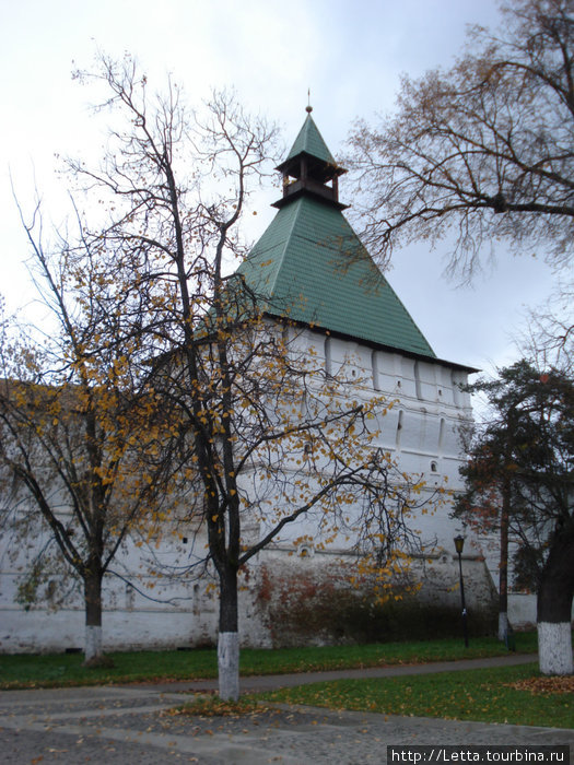 Стены Троице-Сергиевой лавры Сергиев Посад, Россия