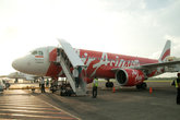 Этот самолет и доставил нас из международного аэропрта Нгура Раи на Бали в Сингапур