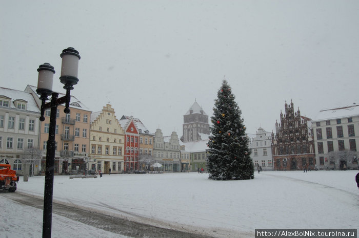 Зима в студенческом городе Грайфсвальд Грайфсвальд, Германия