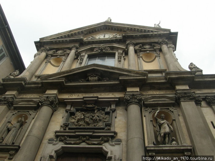 По моему это тоже церковь Милан, Италия