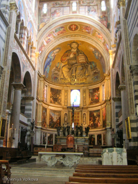 Мозаика, изображающая Христа с предстоящими Богородицей и Иоанном Богословом Пиза, Италия