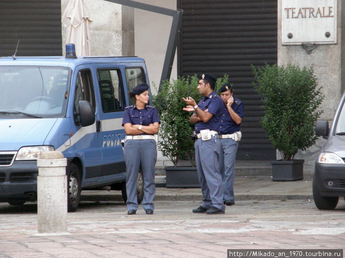 Полиция не дремлет Милан, Италия