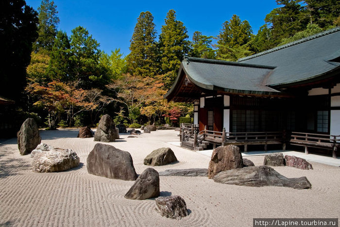 Сад камней Банрютэй Коя, Япония