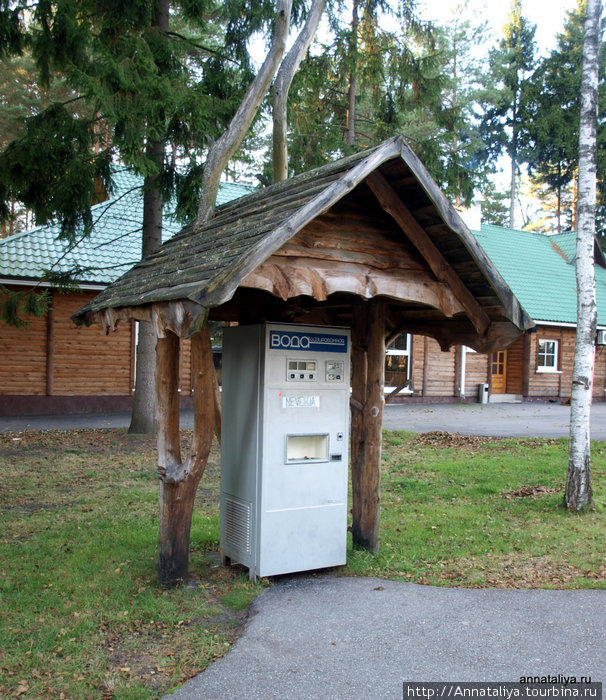 Старый автомат с газированной водой Друскининкай, Литва