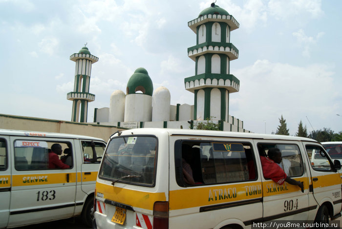 мечеть у дороги Кигали, Руанда