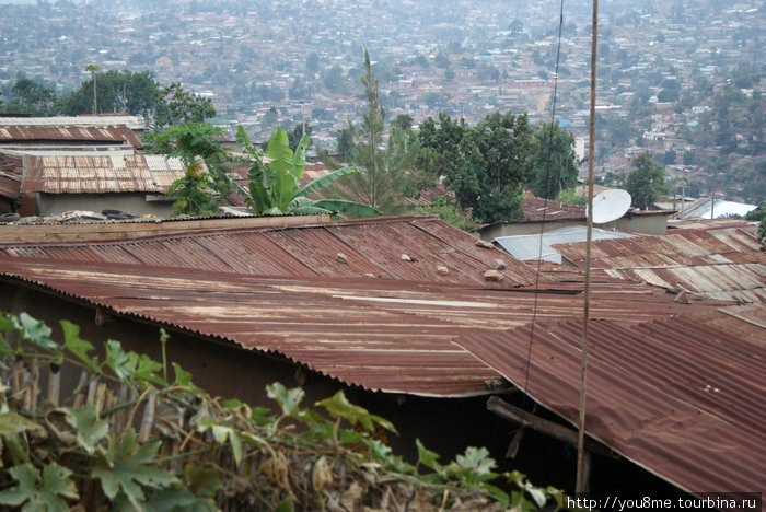крыши Кигали, Руанда