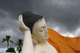 Самый большой лежачий Будда в мире (второй в Бангкоке, в Ват По.)