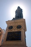 Памятник Джордано Бруно на месте его казни на Кампо-дей-Фьоре