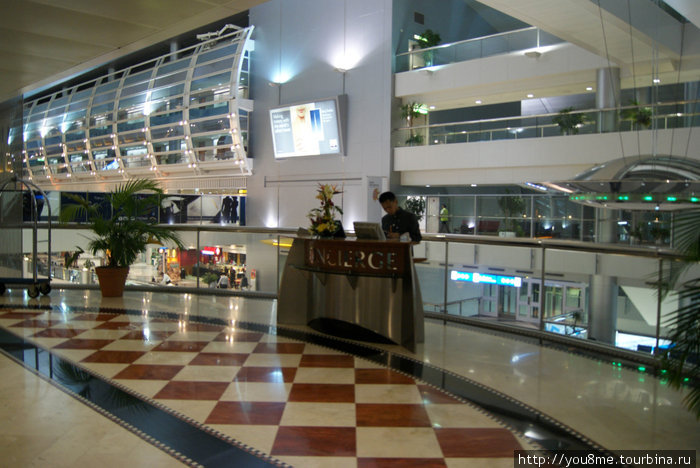 Hotel & Duty Free Дубай, ОАЭ