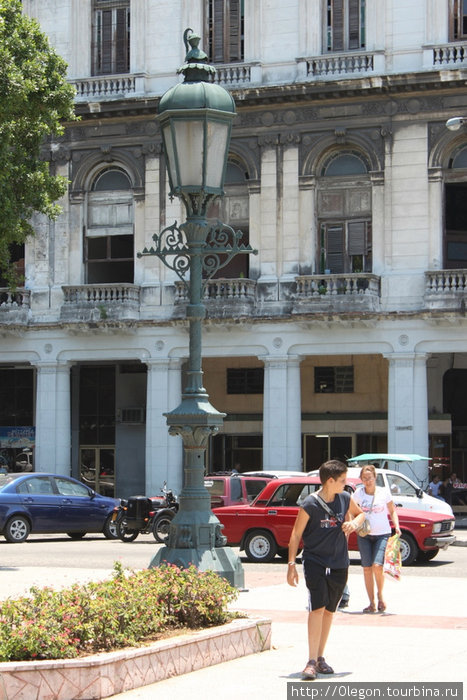 Вокруг Капитолия Гавана, Куба