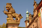 Лев на университетской площади