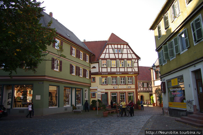 Поездка на велосипеде в средневековый Ладенбург Ладенбург, Германия