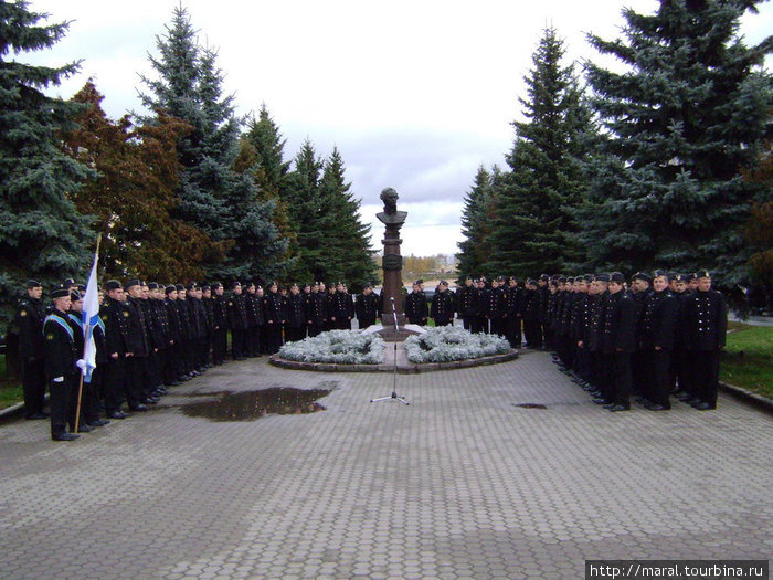 Учащиеся Рыбинского речного училища — хранители традиций российского флота