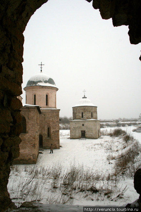 Храмы в итальянском стиле в Ивангороде. Россия