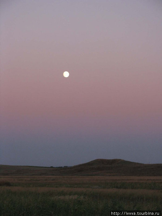 Луна над Комендантской Краснодарский край, Россия