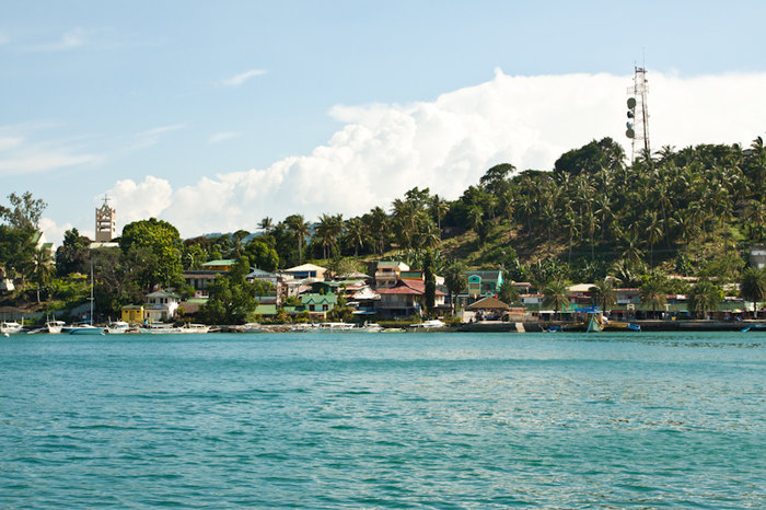 Порт города Пуэрто-Галера, остров Миндоро, Филиппины