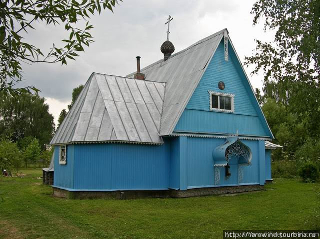 Крестовоздвиженский храм Мелихово, Россия